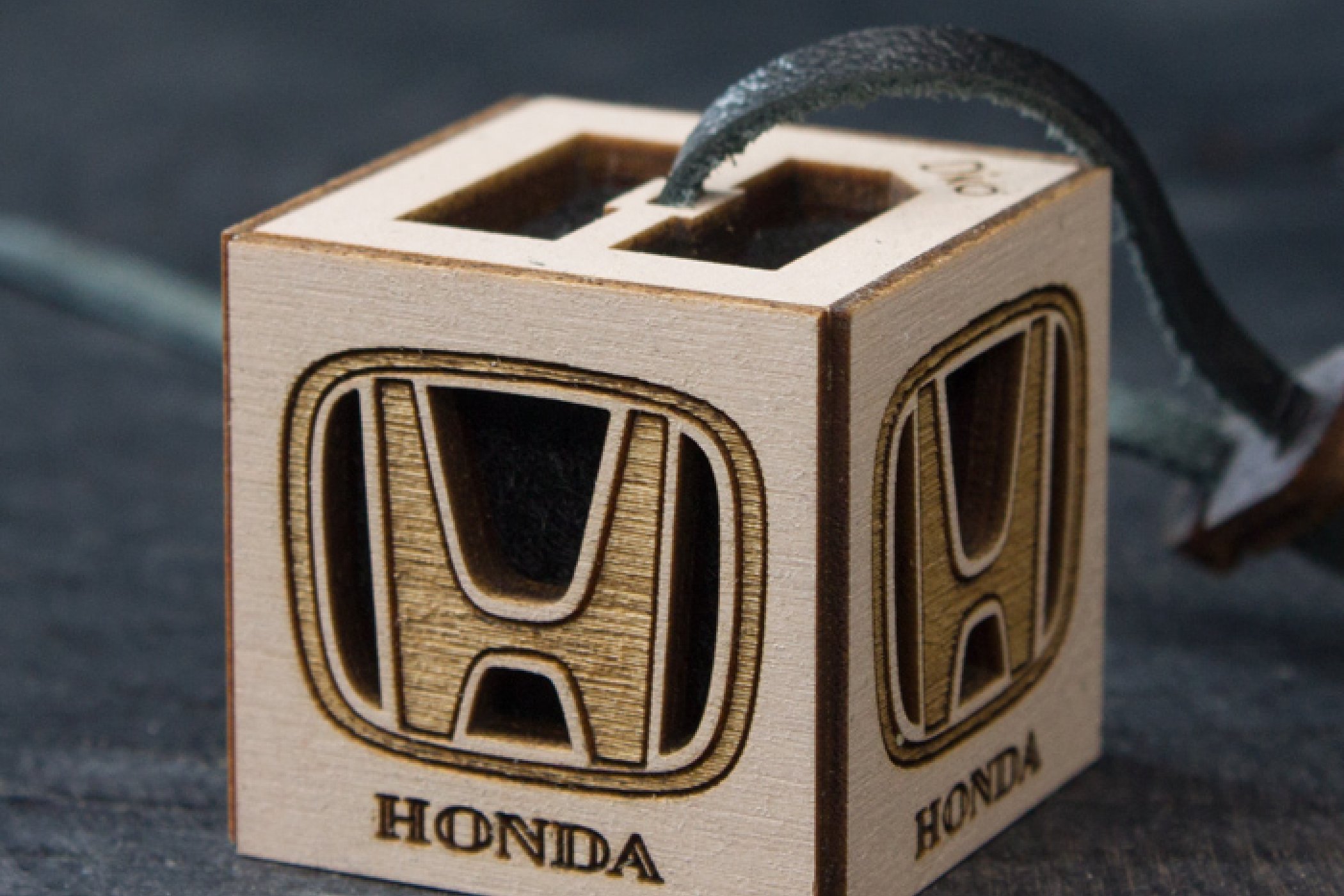 Ароматизатор для автомобиля HONDA Ароматизатор для автомобиля HONDA