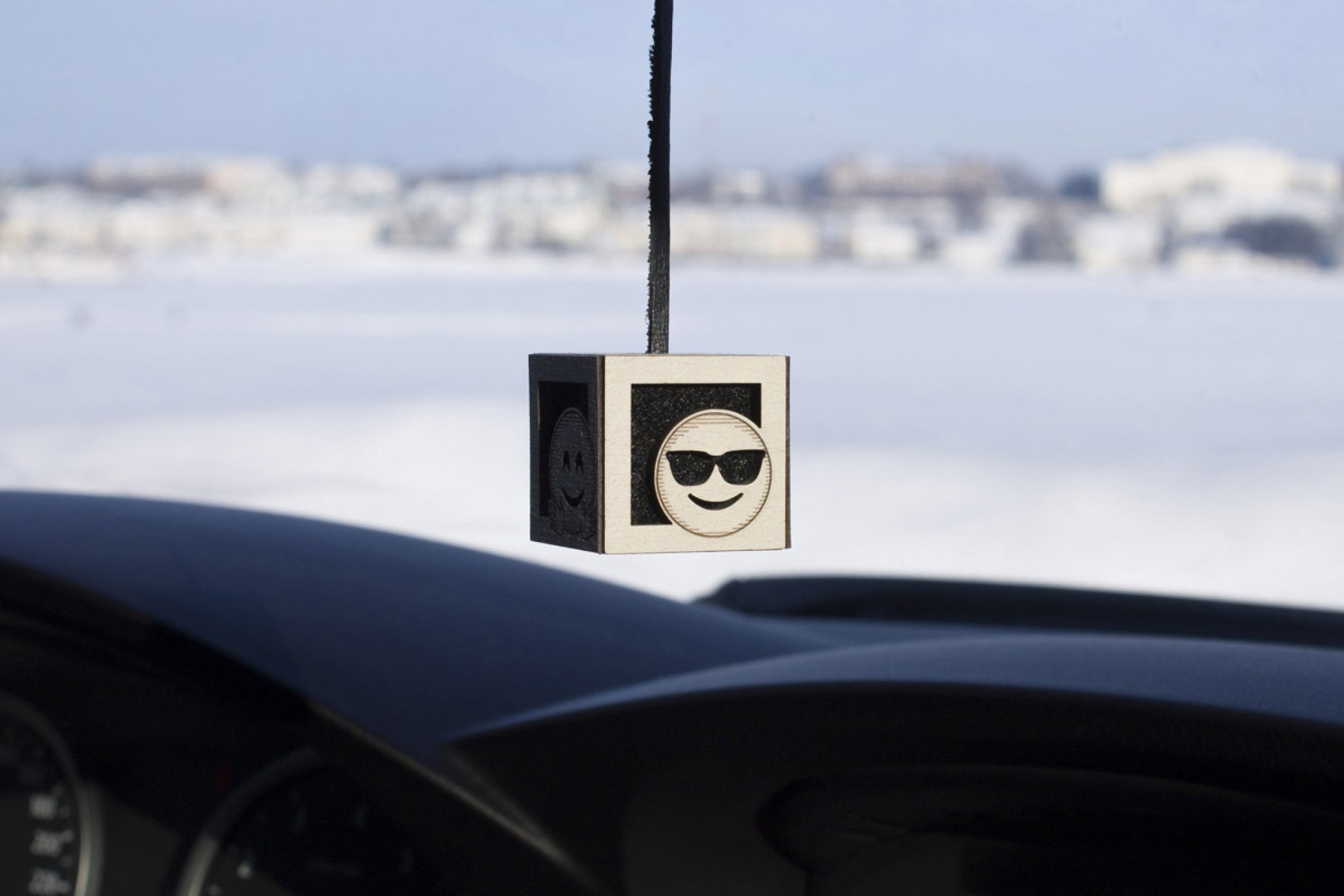 Ароматизатор для автомобиля Emoji Ароматизатор для автомобиля Emoji